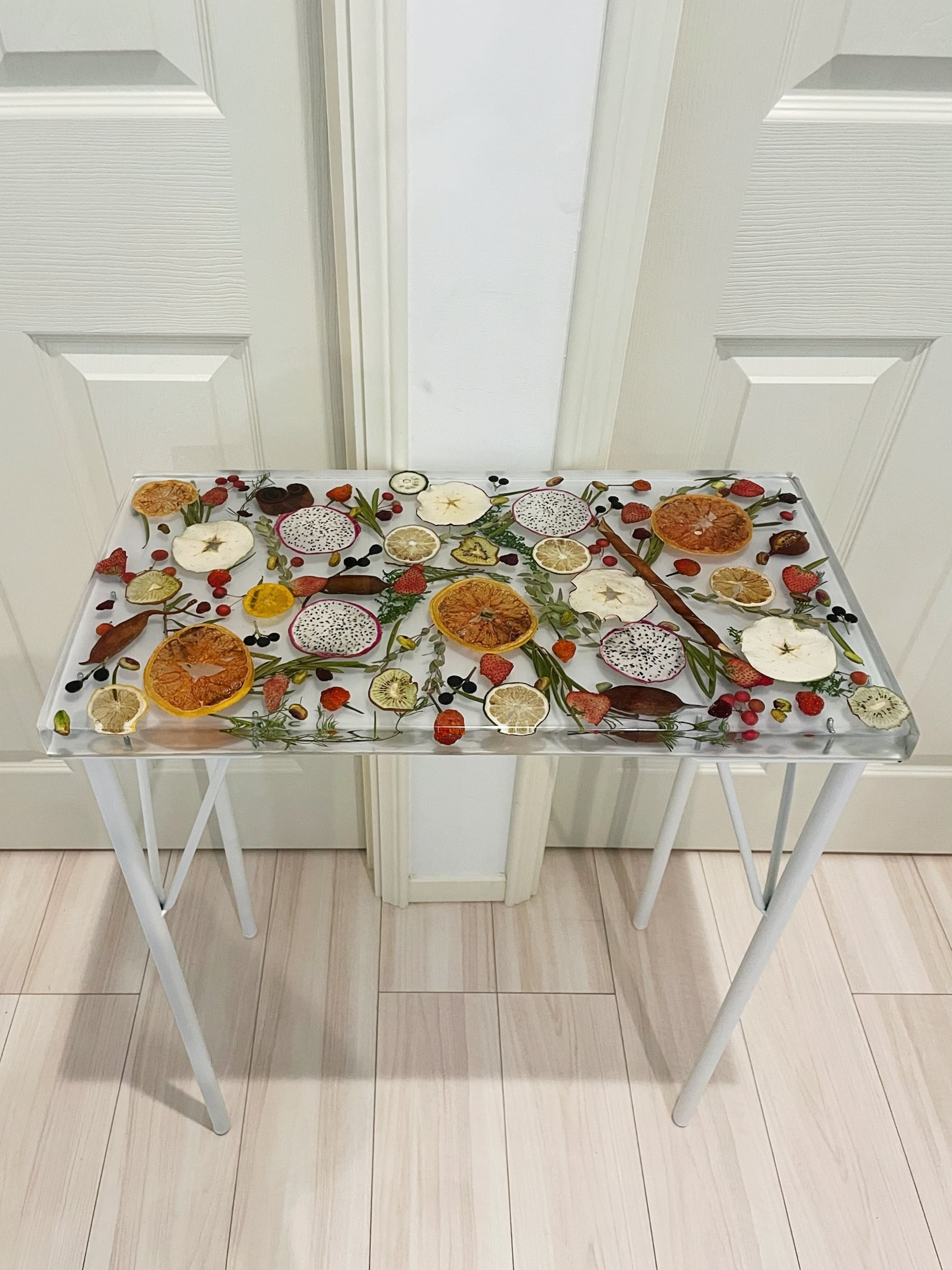 レジンコンソールテーブル　ハンドメイド fruits resin table ❉ レジン テーブル サイドテーブル コーヒー
