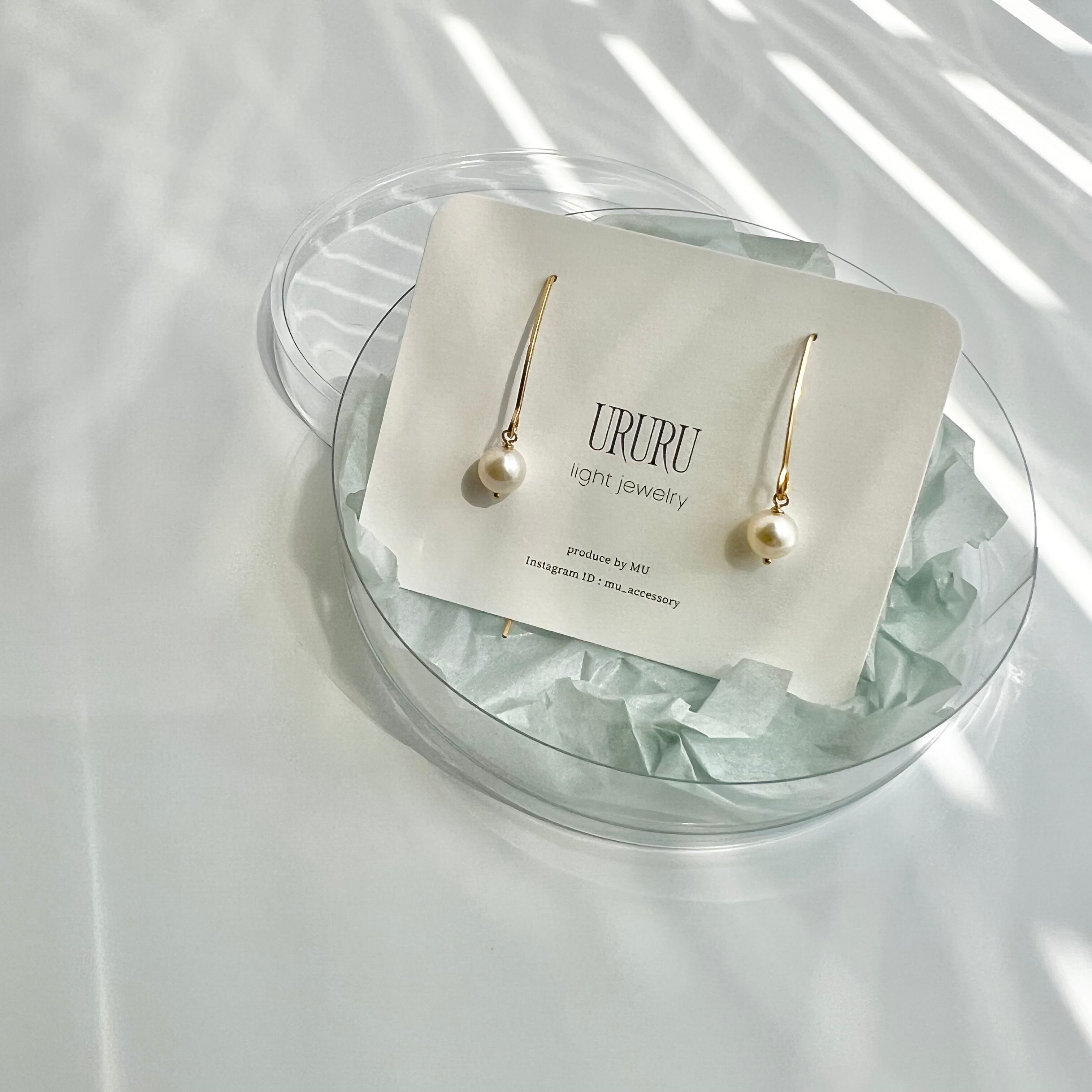 URURU】Akoya Pearl 14KGF Square Wire Pierce / あこや真珠スクエア