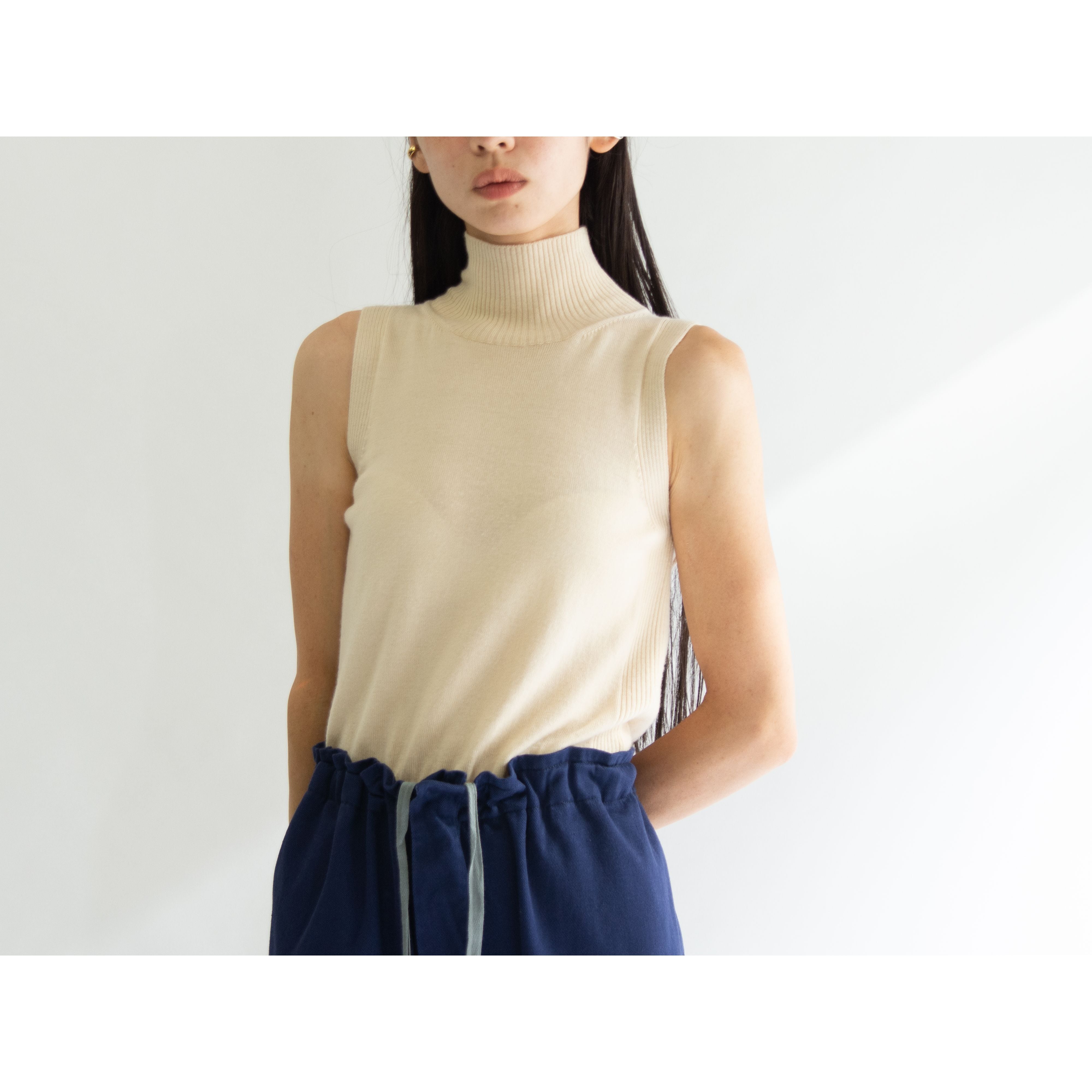 MaxMara SPORTMAX】Made in Italy 100% Wool High Neck Sleeveless