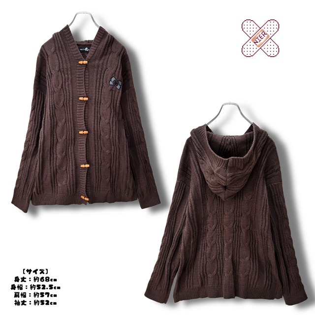 BANDAGE PATCH HOODED CABLE KNIT OUTER