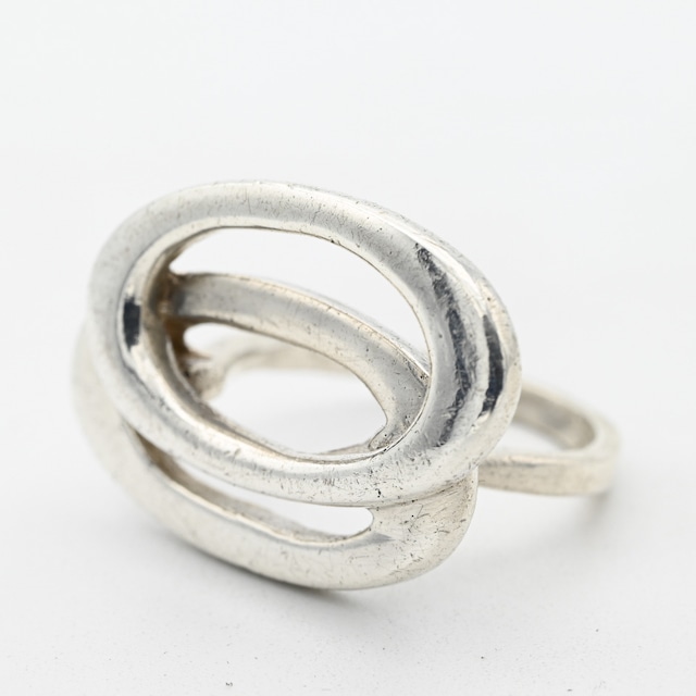 Stack Oval Design Elegant Ring #11.5 / Denmark