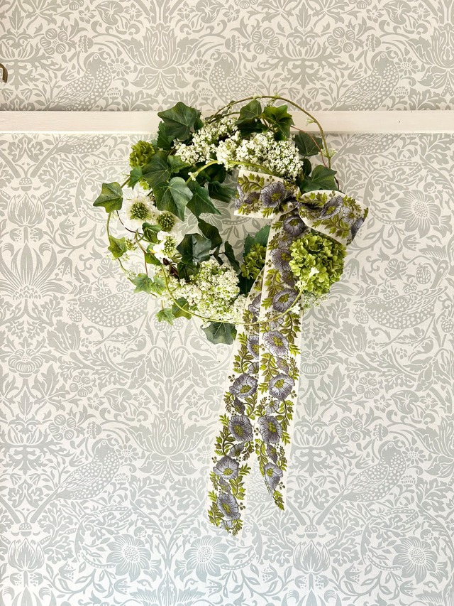 K様ご予約品　白とグリーンの避暑地のリース