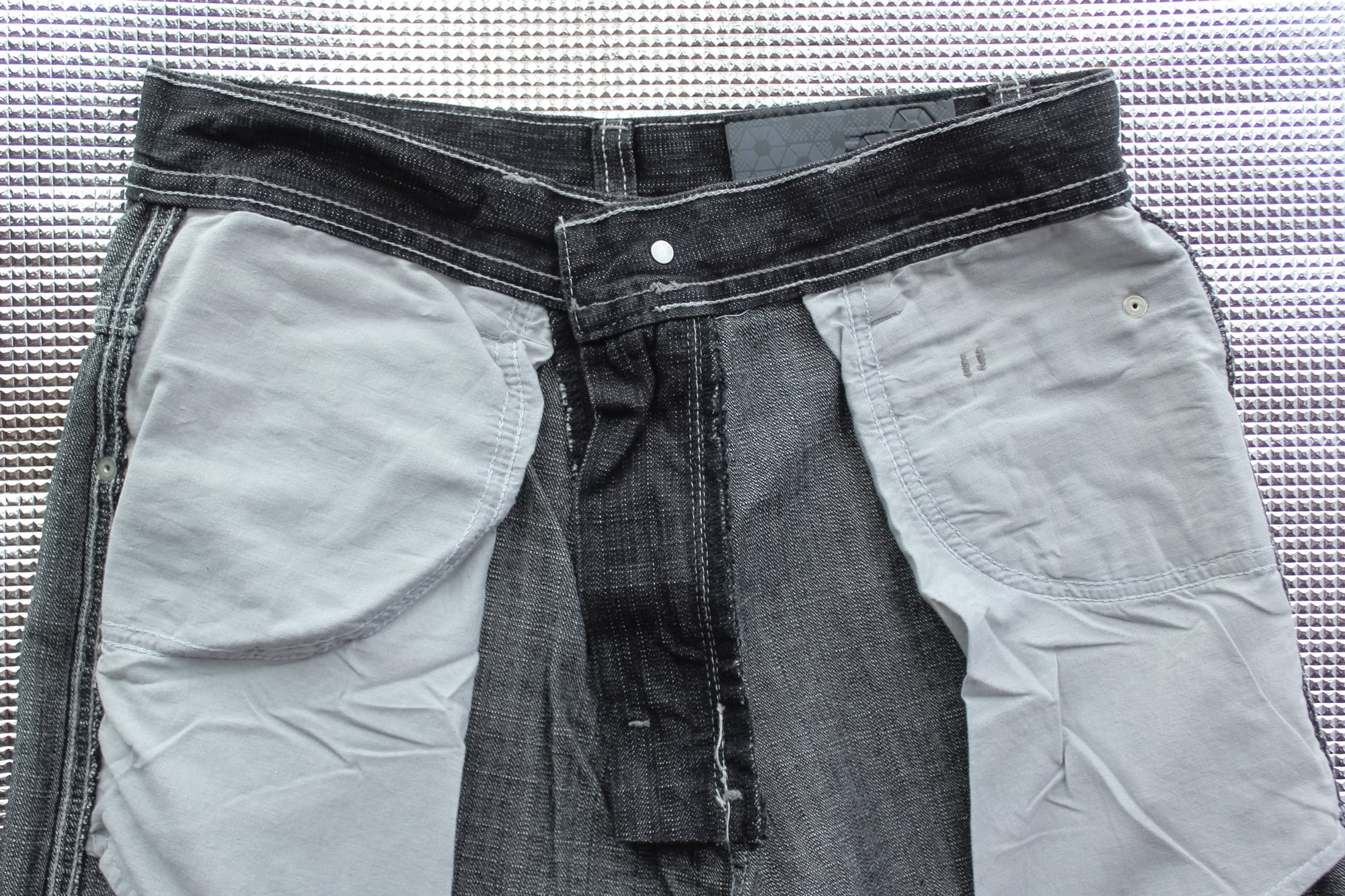 90s 00s ☆ SOUTH POLE 】 black baggy denim pants / mens, used , ［ 美品 良品 ］ バギー  ブラックデニム ワイドデニム ワイドパンツ HIPHOPストリート黒 USA古着 メンズ 約W29 W30 S-M ボトムス ヴィンテージ |