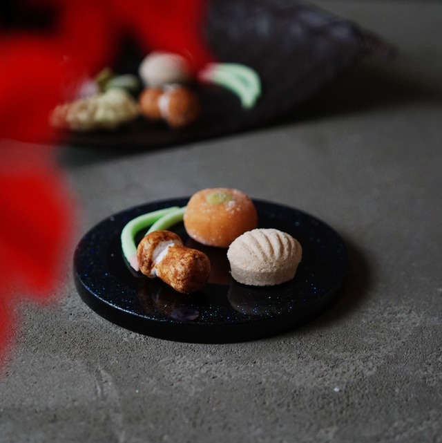 秋の干菓子缶「吹き寄せ」