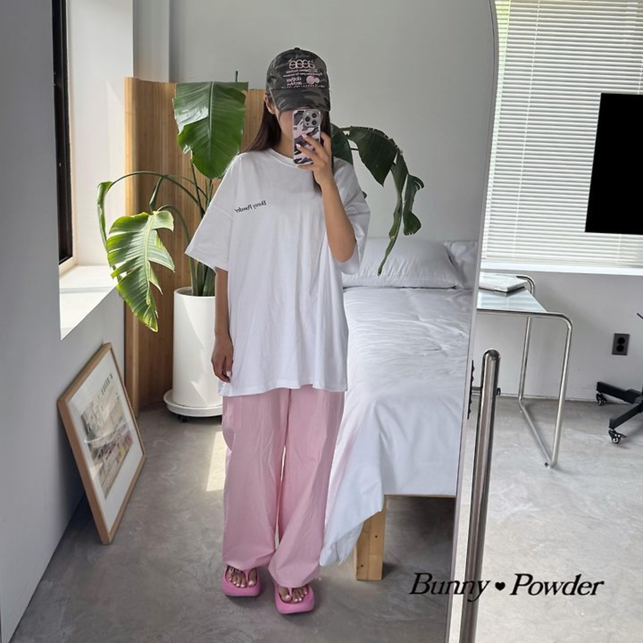 [Bunny Powder] (Planning) Bunny Short sleeve T-shirt / [버니파우더] 기획)버니반팔티