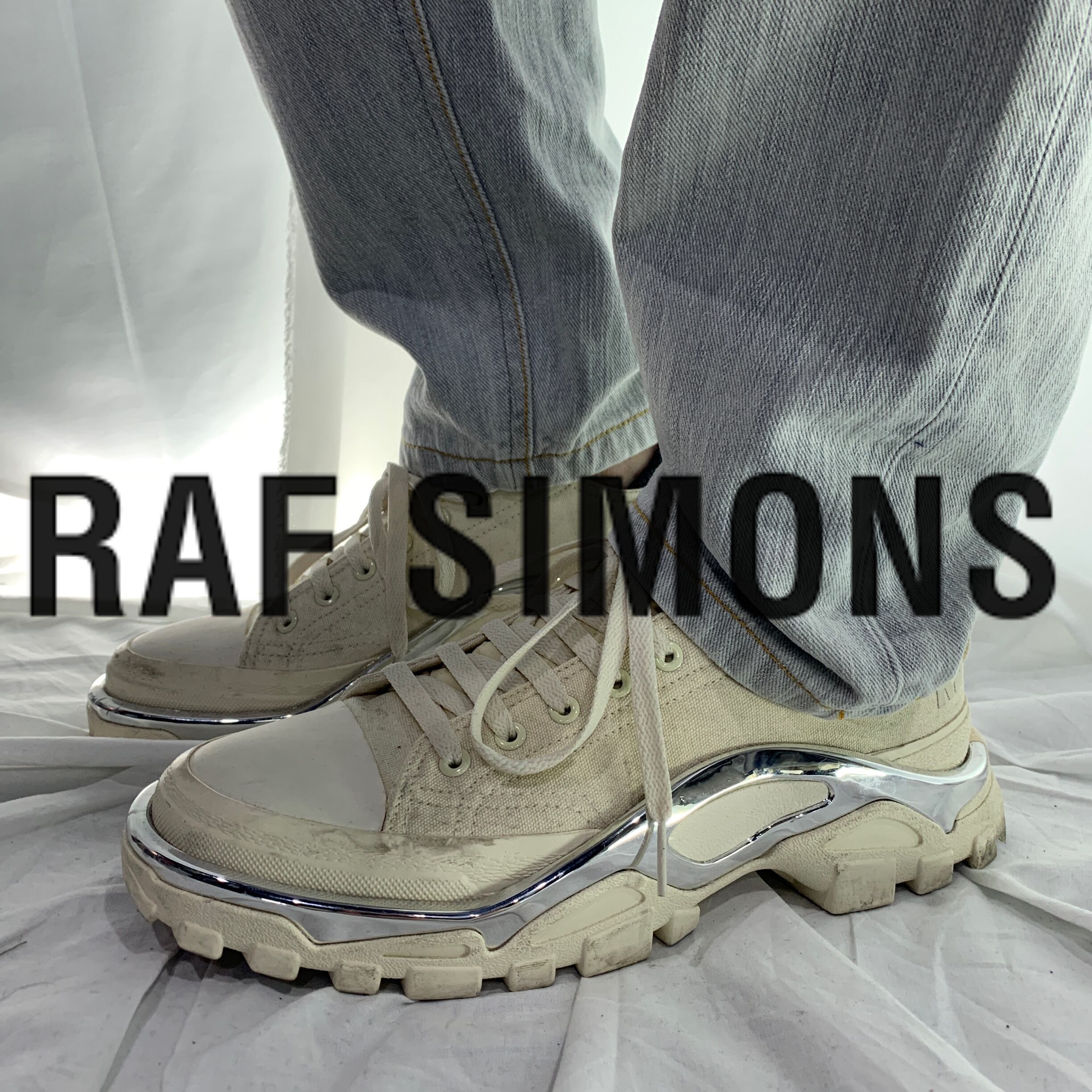 Raf Simons Adidas デトロイトランナー スニーカー Jesus Judas ジーザス ジューダス 古着屋 Raf Simons Adidas デトロイトランナー スニーカー Jesus Judas ジーザス ジューダス 古着屋
