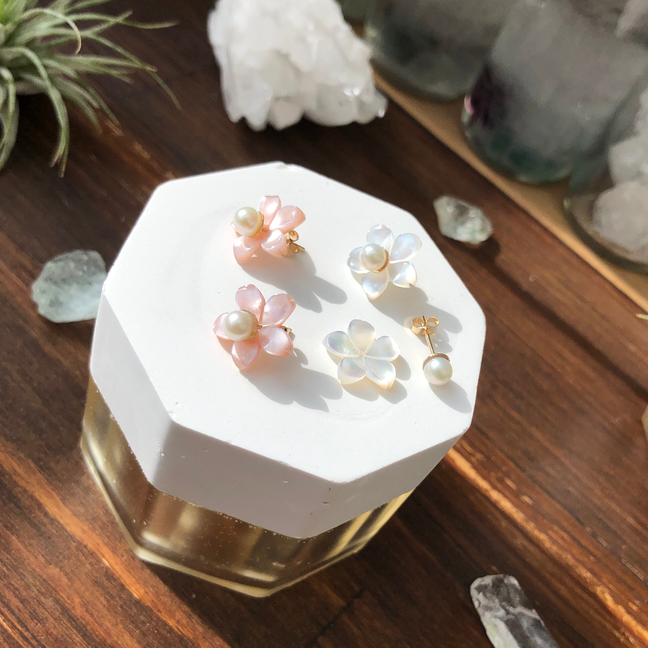 ◇ピンク◇淡水パール×桜シェル＊14kgfピアス | yvous