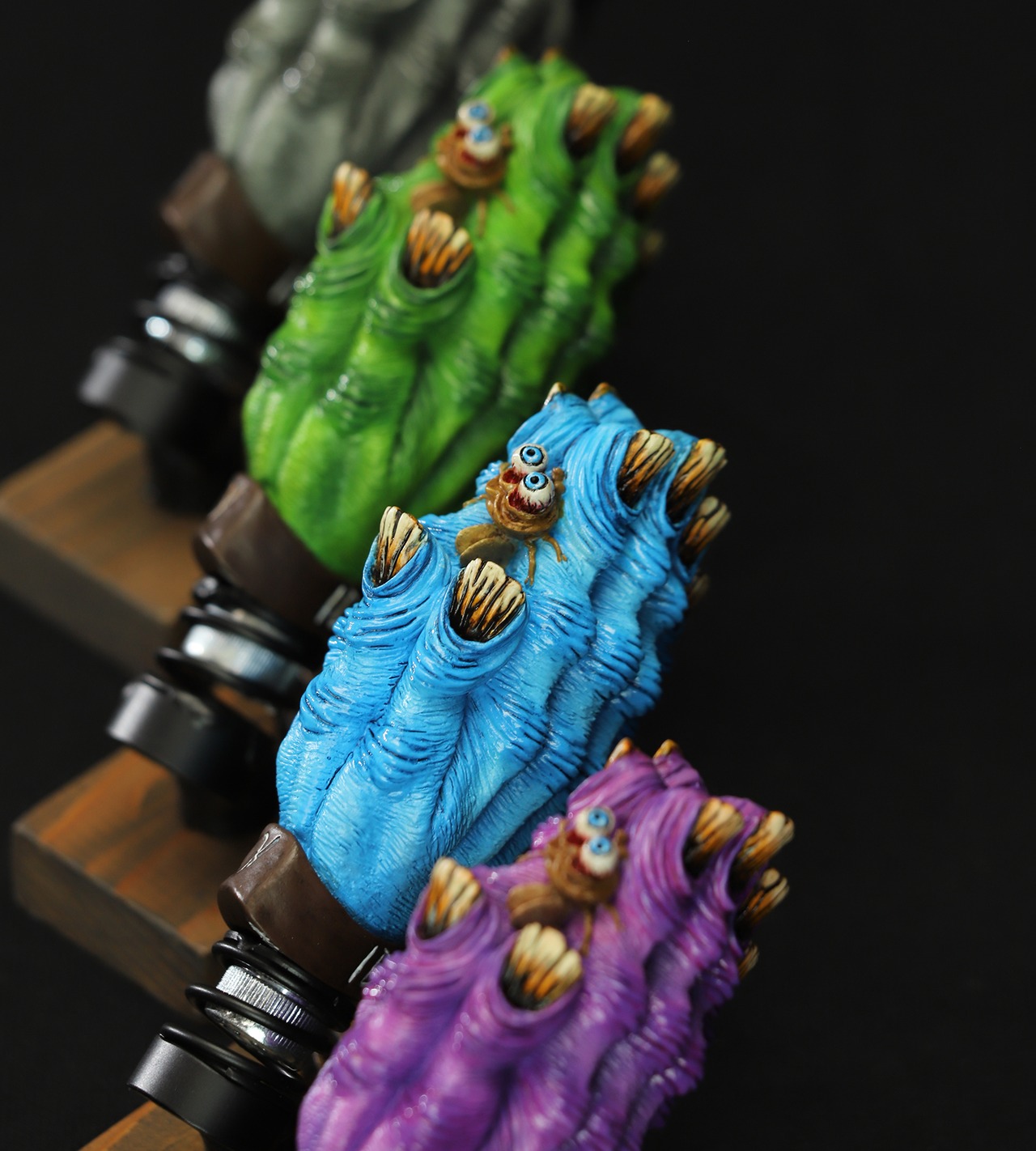 PRAY OR NOT - Dashboard Accessory /Monster Green