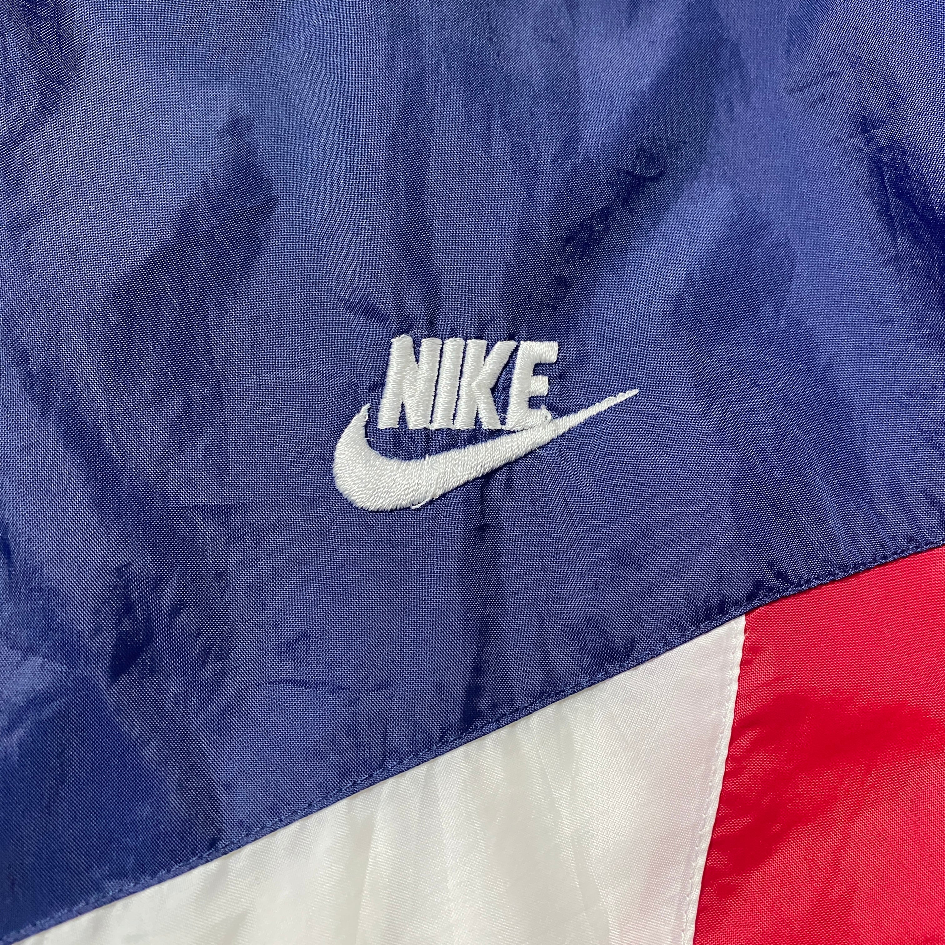 【激レア】ナイキNIKE☆刺繍ワンポイントロゴ　ボルドー　パーカー　90s 90's NIKE ナイキ スウォッシュ 刺繍ワンポイント クレイジーパターン