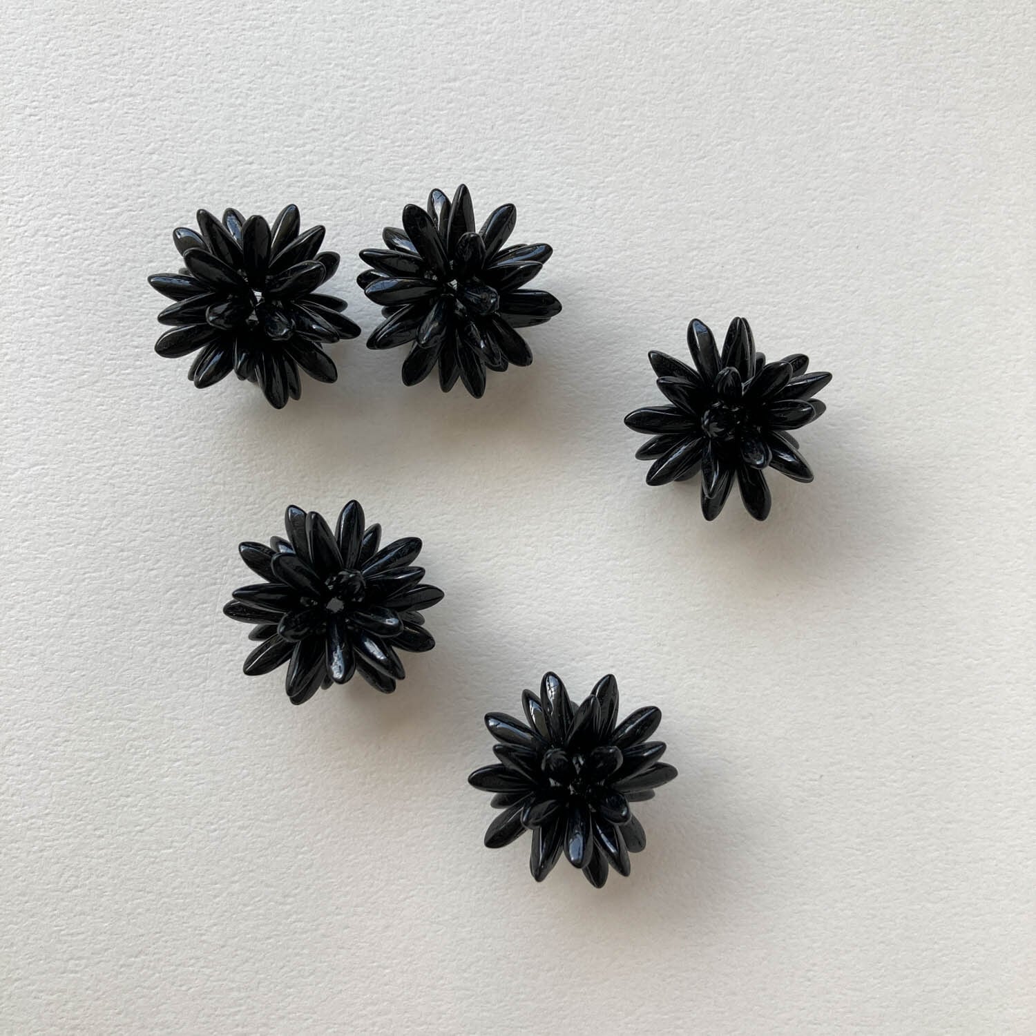 再入荷〉チェコガラスとげとげビーズボール | Dua-アクセサリーパーツ