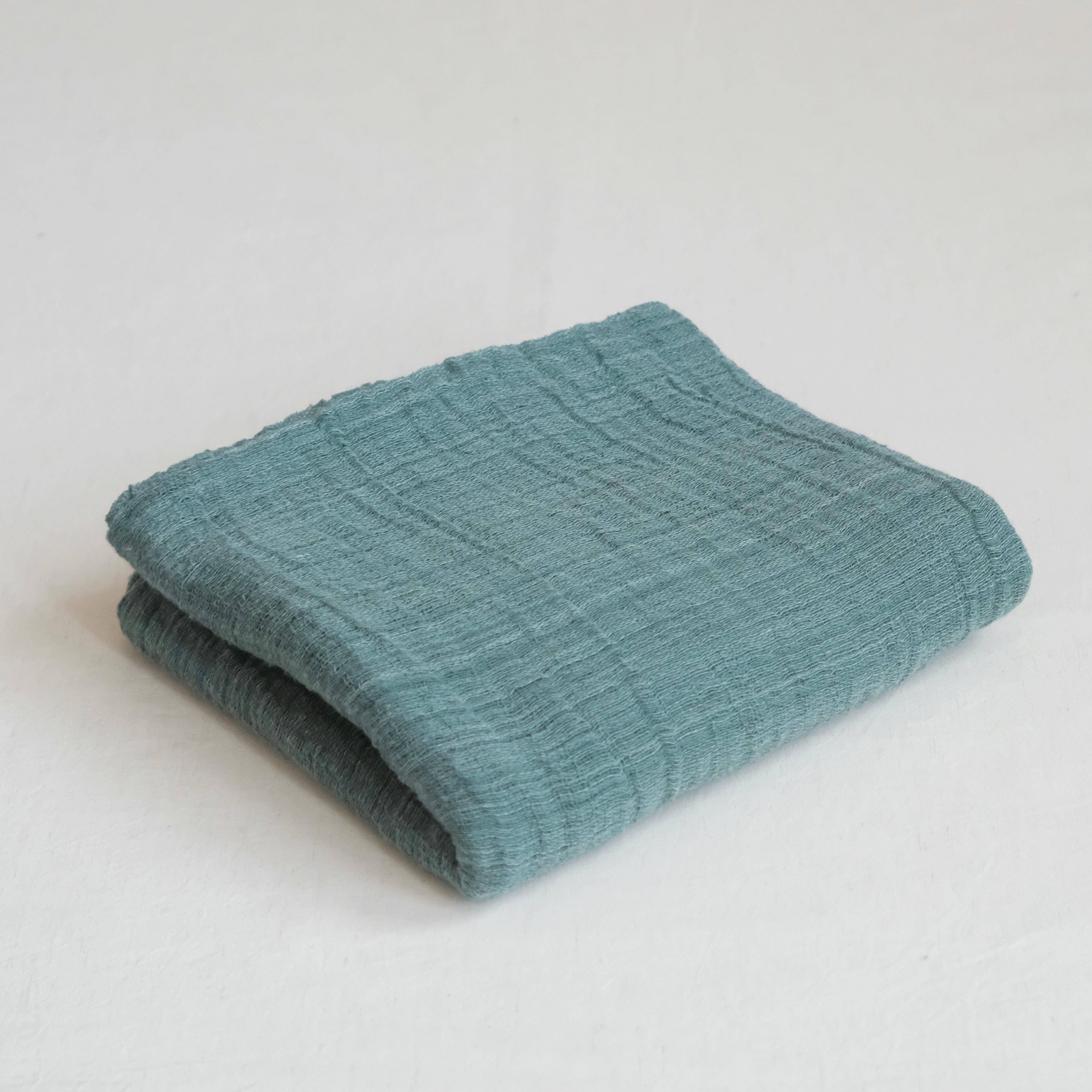 〈 楊梅＋藍 染め 〉ふわふわのストール