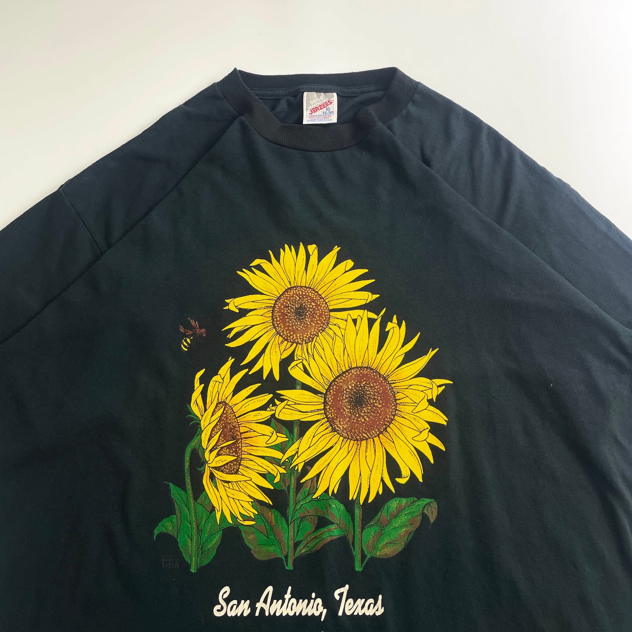 90s Sunflower Print Tee Black