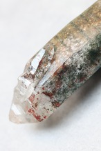 ヒマラヤクォーツwithグリーンクローライト 「自然の記憶」 Himalaya Quartz with Green  Chlorite ◇ 天然石・鉱物・パワーストーン・原石 | st00359