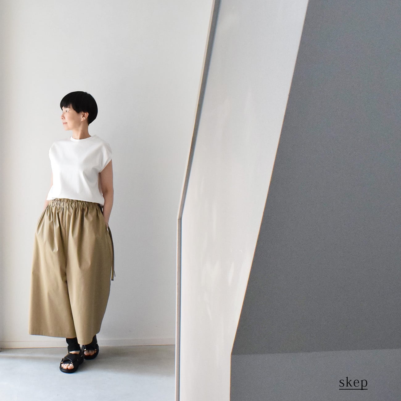 ワイドパンツ（ショート）：ベージュ［PT03HPBE］ | skep-online shop