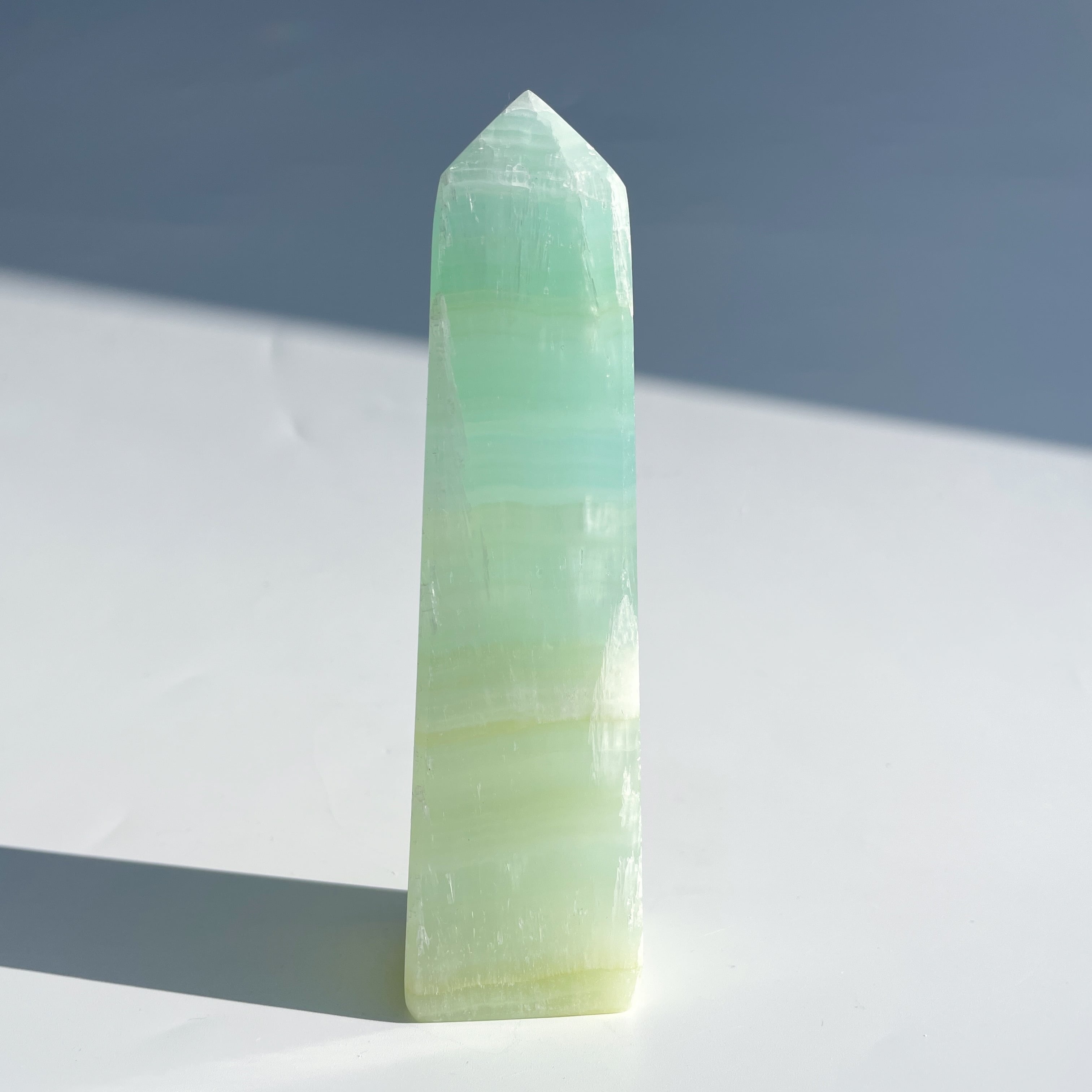 天然石 ピスタチオカルサイトの飛龍　ご購入前に在庫確認必要　F.92 天然石 ピスタチオカルサイトの飛龍 ご購入前に在庫確認必要 F.92