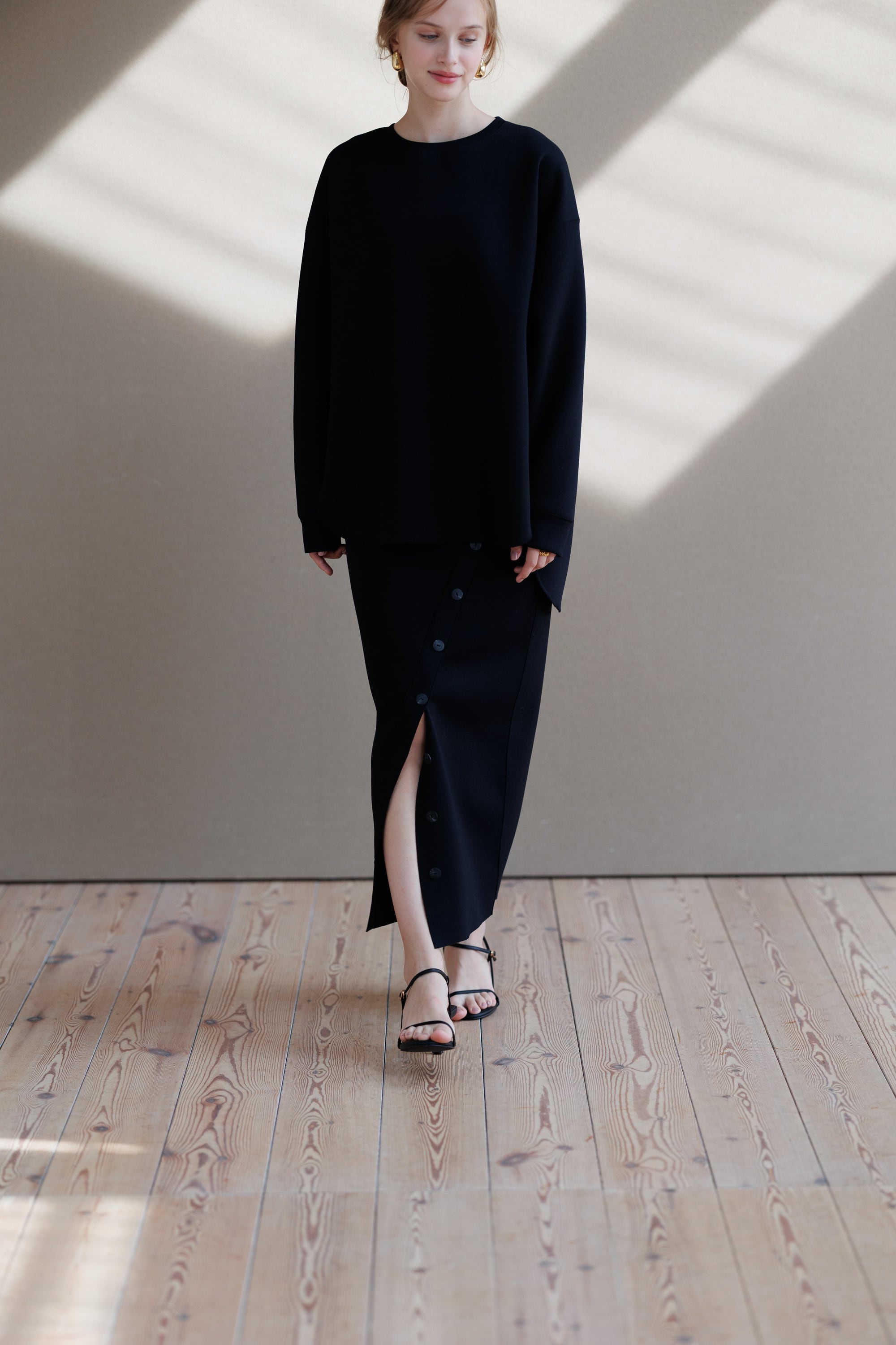 button line skirt【在庫調整】3〜6日営業日 | pois