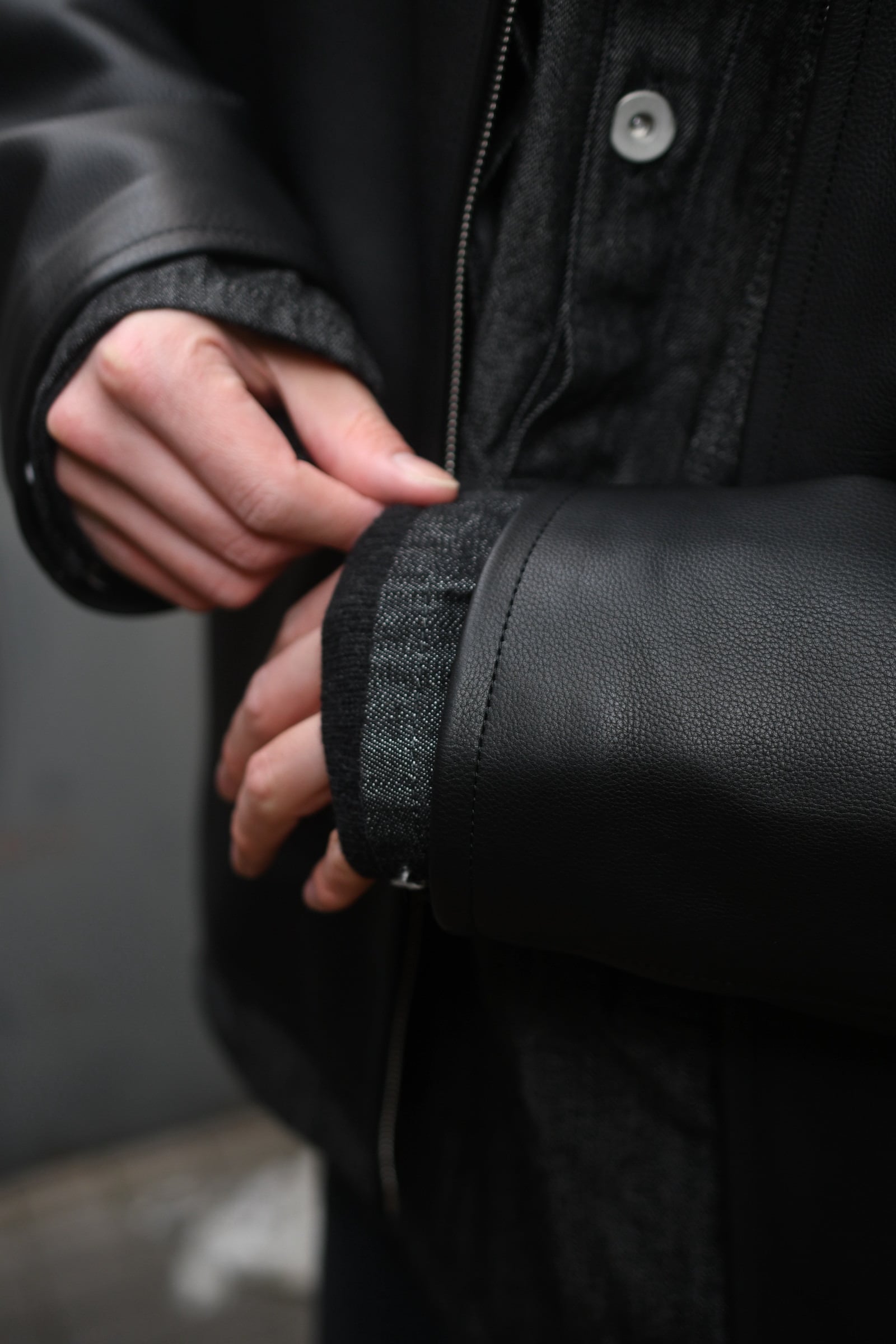 FOUNDOUR / DENIM PULLOVER (BLACK) | nariwai
