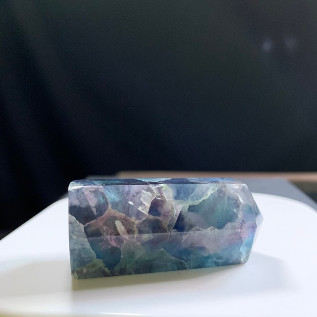 ポイント 5. ブルーグリーンフローライト