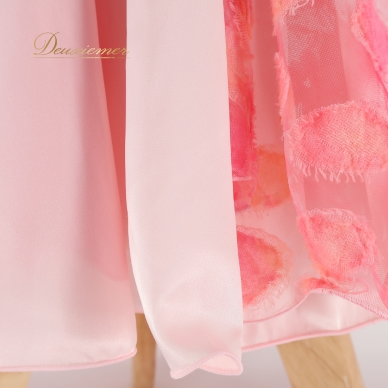 社交ダンス 衣装 スタンダードドレス スタンダード ドレス ワンピース 長袖 インザムード in the MOOD ピンク系 パーティ 発表会 軽い 日本製 パーティードレス ダンス衣装 女性用 Mサイズ コスチューム おしゃれ かわいい 軽量 薄手 ダンス 発表会用