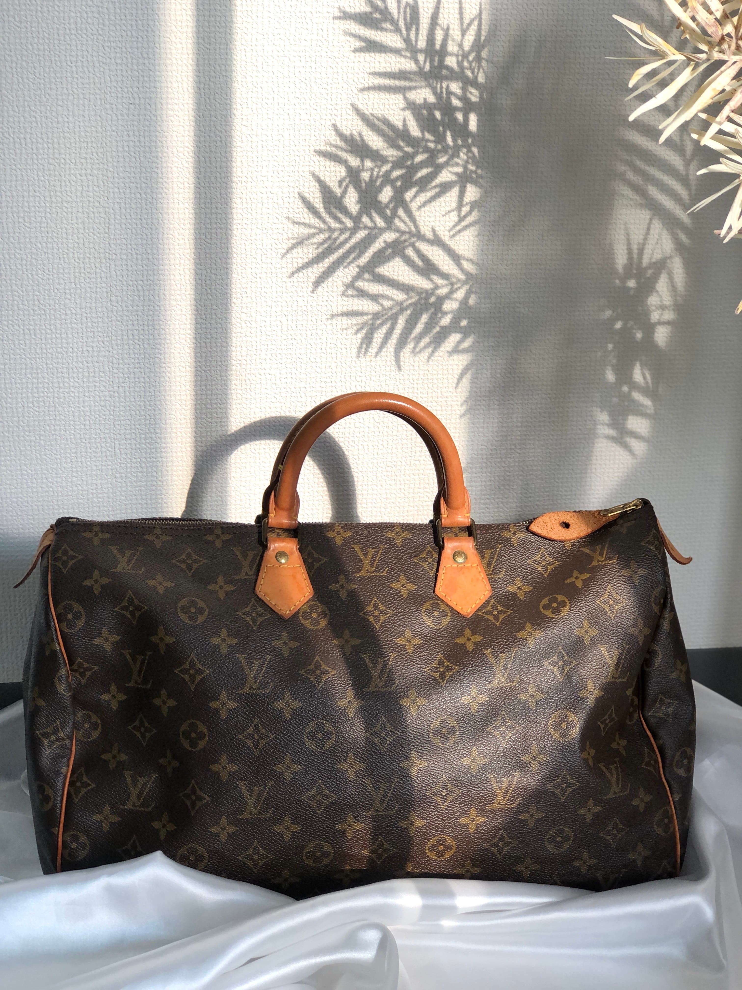 LOUIS VUITTON ルイ ヴィトン モノグラム スピーディ40 ボストン