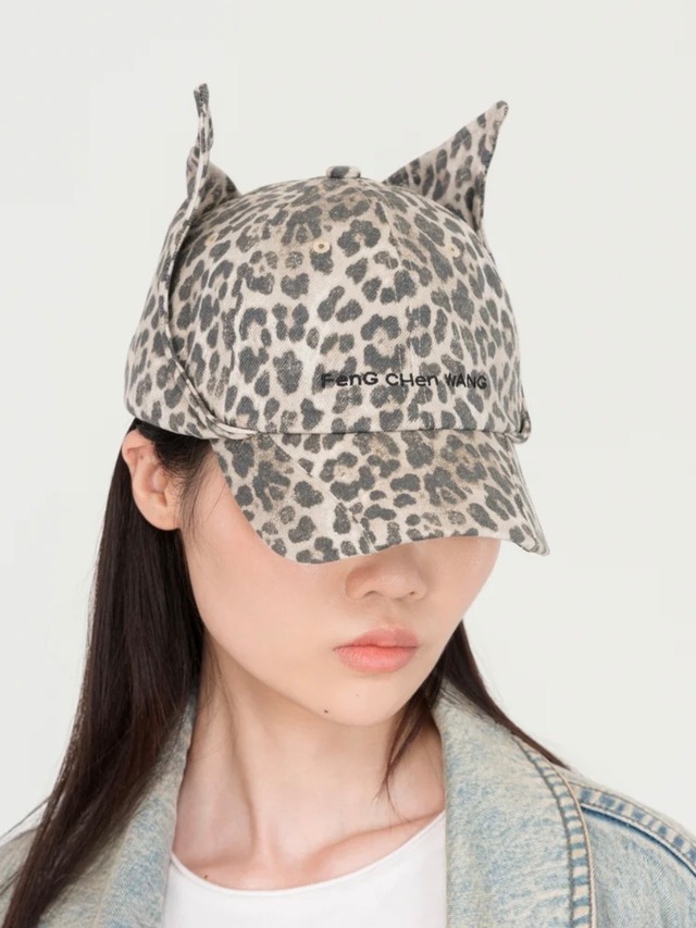 【26AW | WOMEN】Feng Chen Wang フェンチェンワン / キャップ / LEOPARD-PRINT CAT EAR CAP  FUF22AC24L