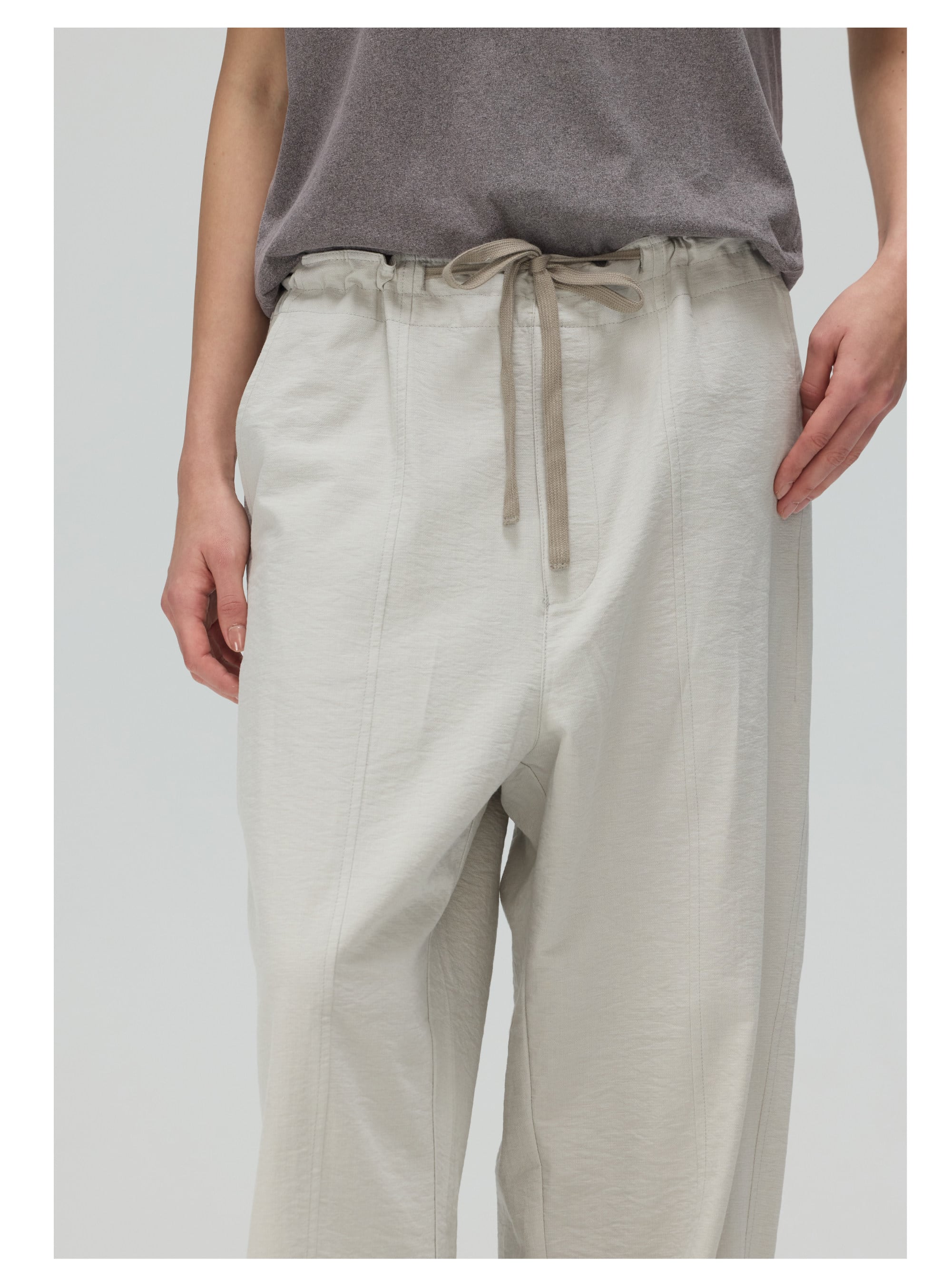 DECESOLO 26SS ルーズフィット ワイドドローストリングパンツ | テック