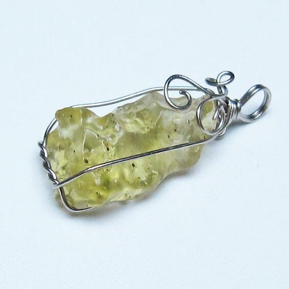 リビアングラス ペンダント 一点物 メール便可 112-13708