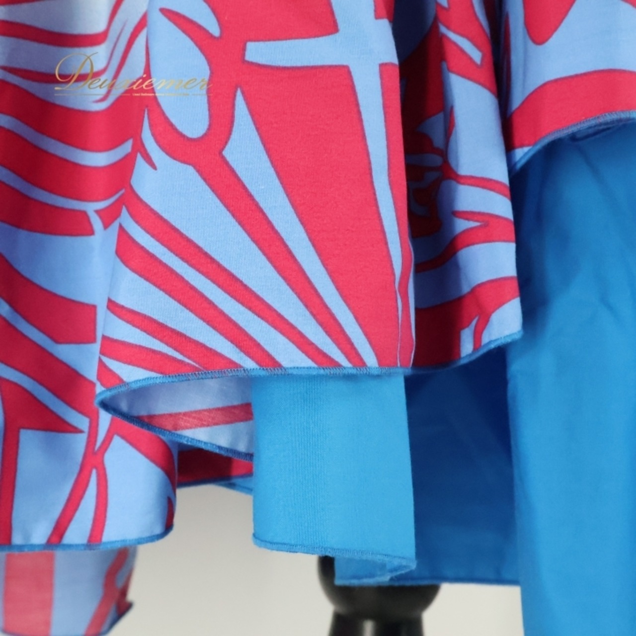 フラダンス 衣装 パウスカート エムエムジェイ MMJ ブルー系 日本製 ピンク系 ホワイト系 ダブル アシンメトリー フラ ダンス 可愛い 花柄 華やか 鮮やか 青 ハワイアン アロハ ハワイアンプリント ダンス衣装 レディース