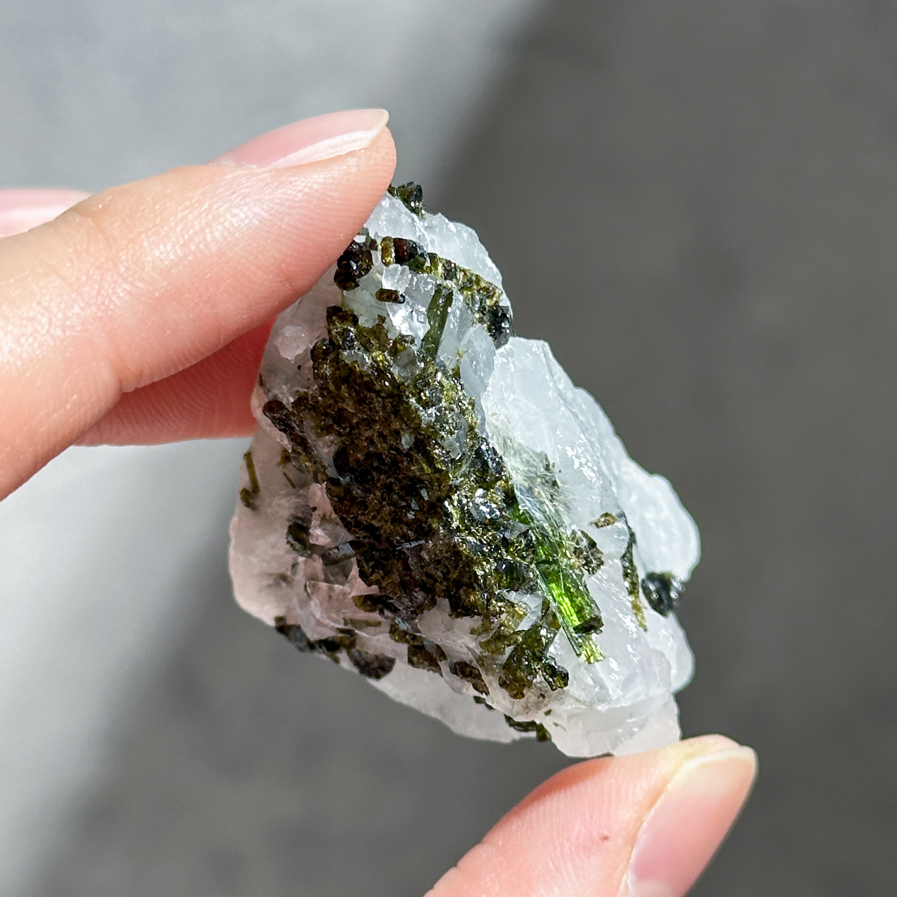 ミナスジェライス産グリーントルマリン 13◇Green Tourmaline◇天然石