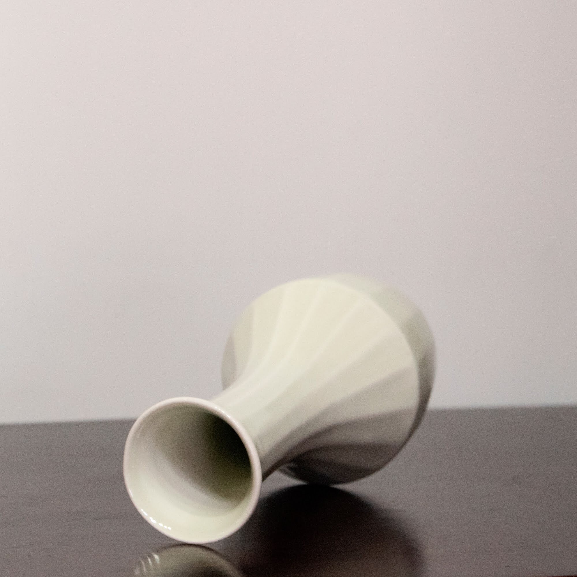 面取り花瓶(みみなし) | 陶祖李参平窯 onlineshop