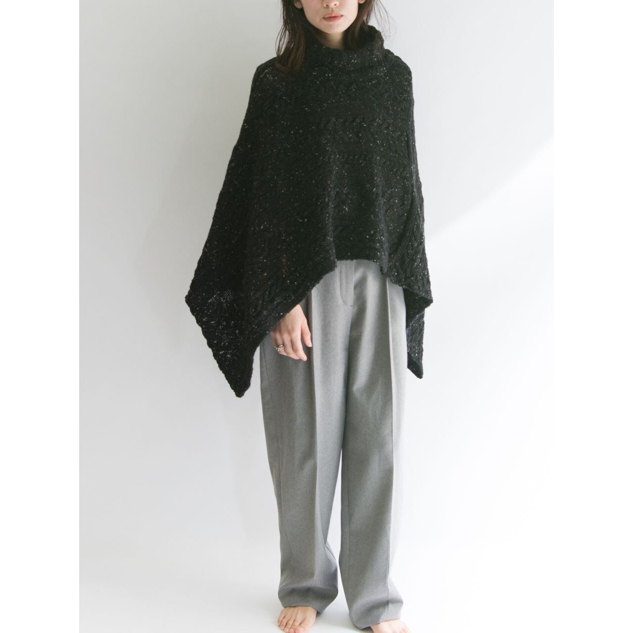 Made in Ireland】100% merino wool asymmetric knit poncho