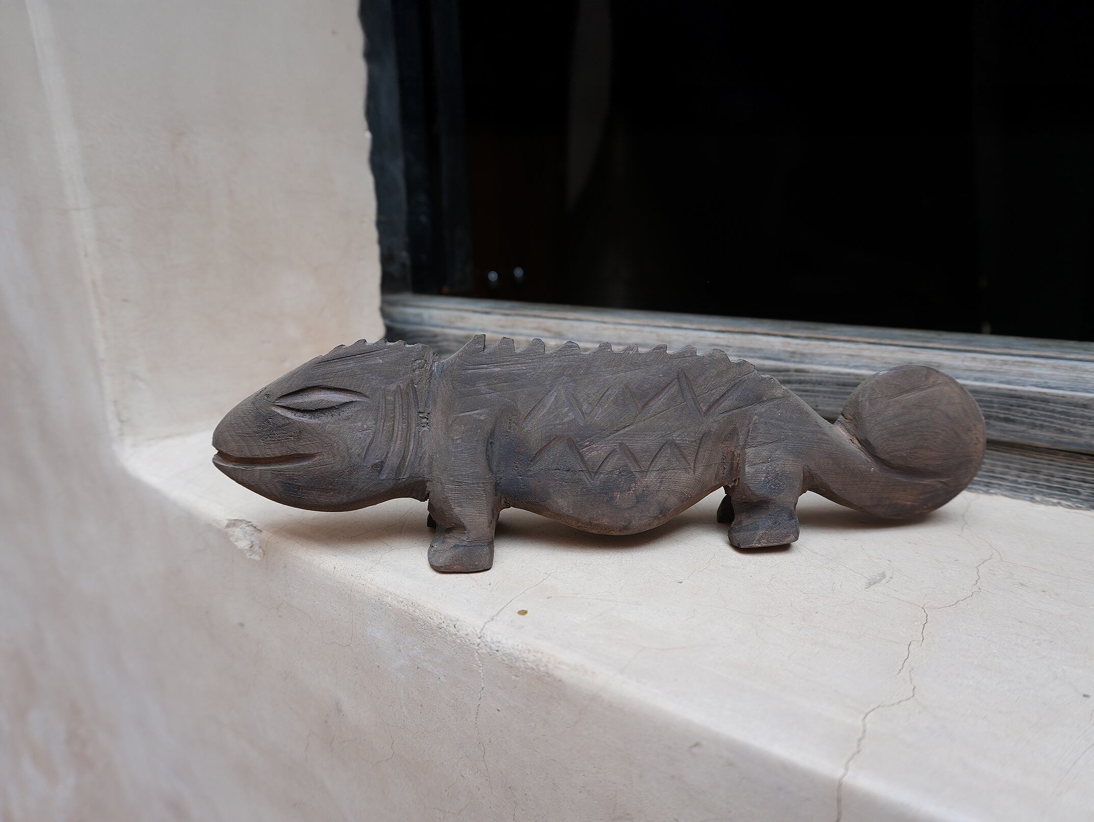 マリ共和国 木彫りカメレオン | wouet