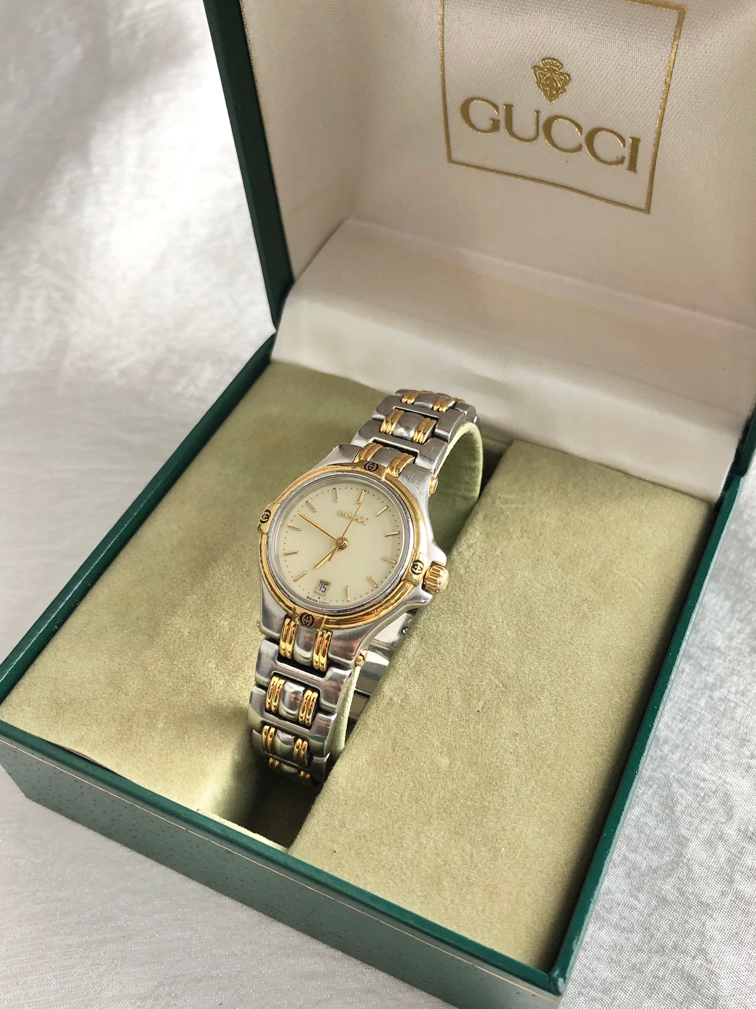 GUCCI グッチ 腕時計 シルバー×ゴールド ステンレススチール 9040L vintage ヴィンテージ オールド vh83fz