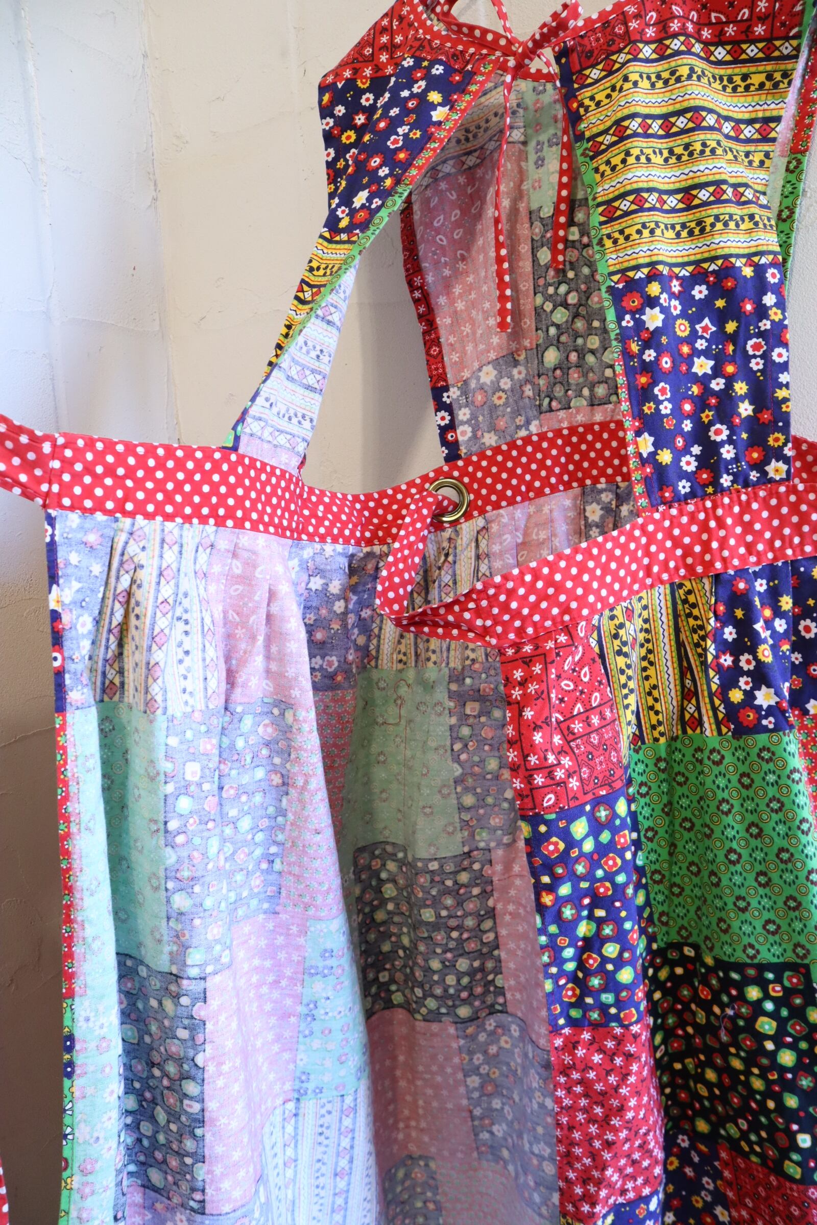 70s red×green patchwork pattern apron dress [l-4705] | Fizzvintage