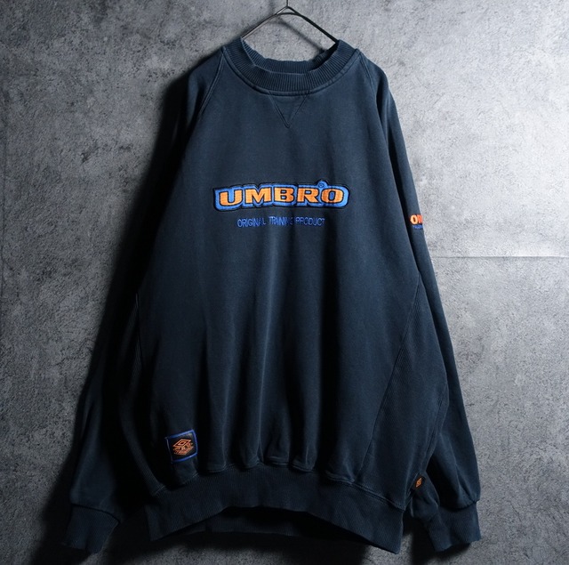 90s "UMBRO" Midnight Blue Logo Embroidered Design Reverse Weave Type Sweat
