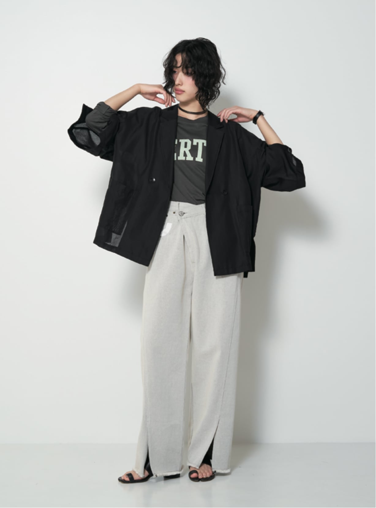 CHIGNON シニヨン】SLEEVE SLIT SHEER JACKET スリーブスリット CHIGNON シニヨン】SLEEVE SLIT SHEER JACKET スリーブスリット