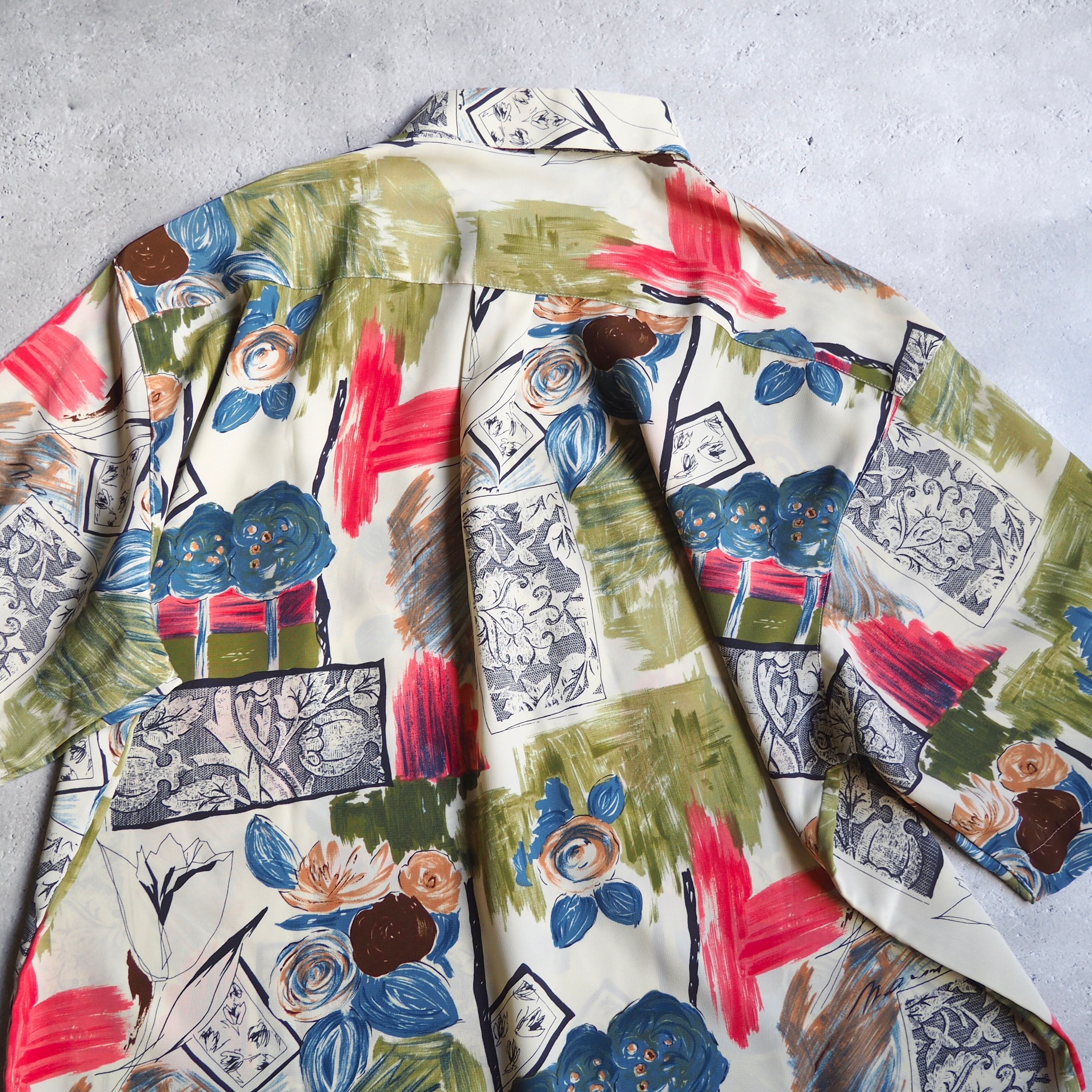 1990s Beautiful watercolor Art painting vintage Drape loose shirt