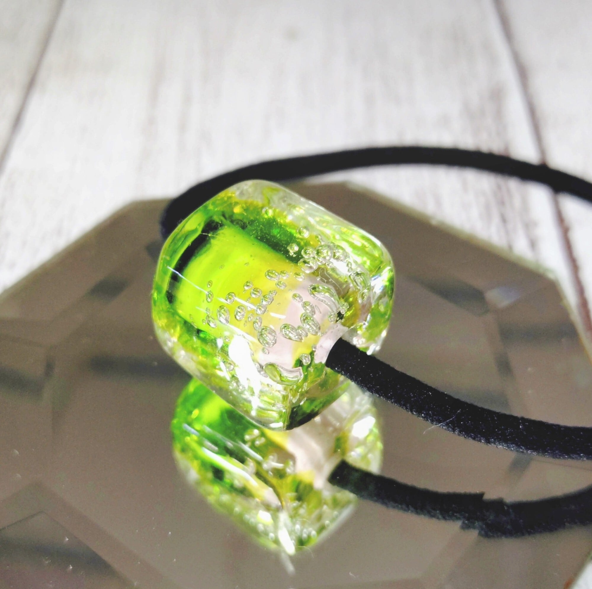 泡¨¨キューブのグラデーションとんぼ玉・ヘアゴム