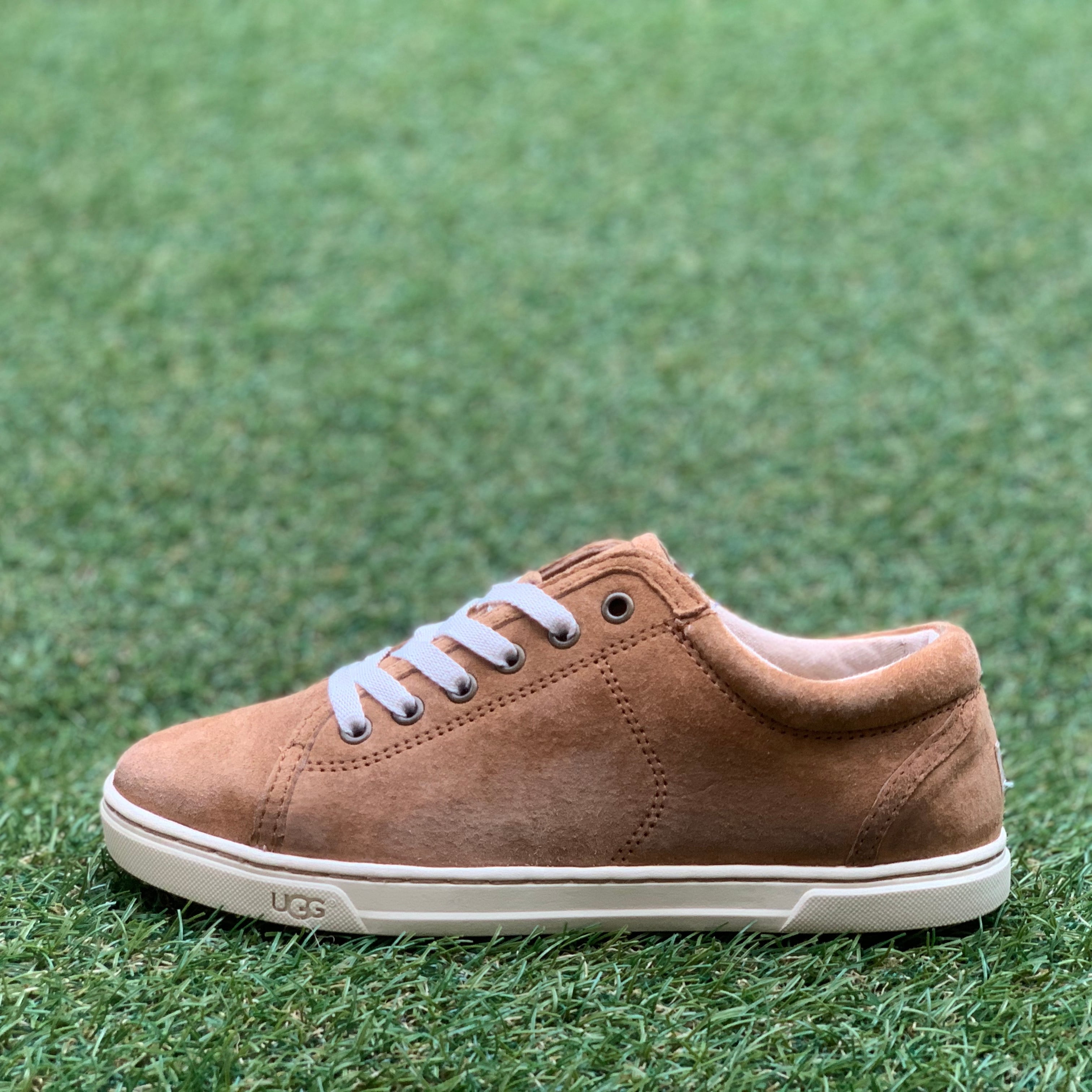 UGG TOMI アグ スニーカーD922