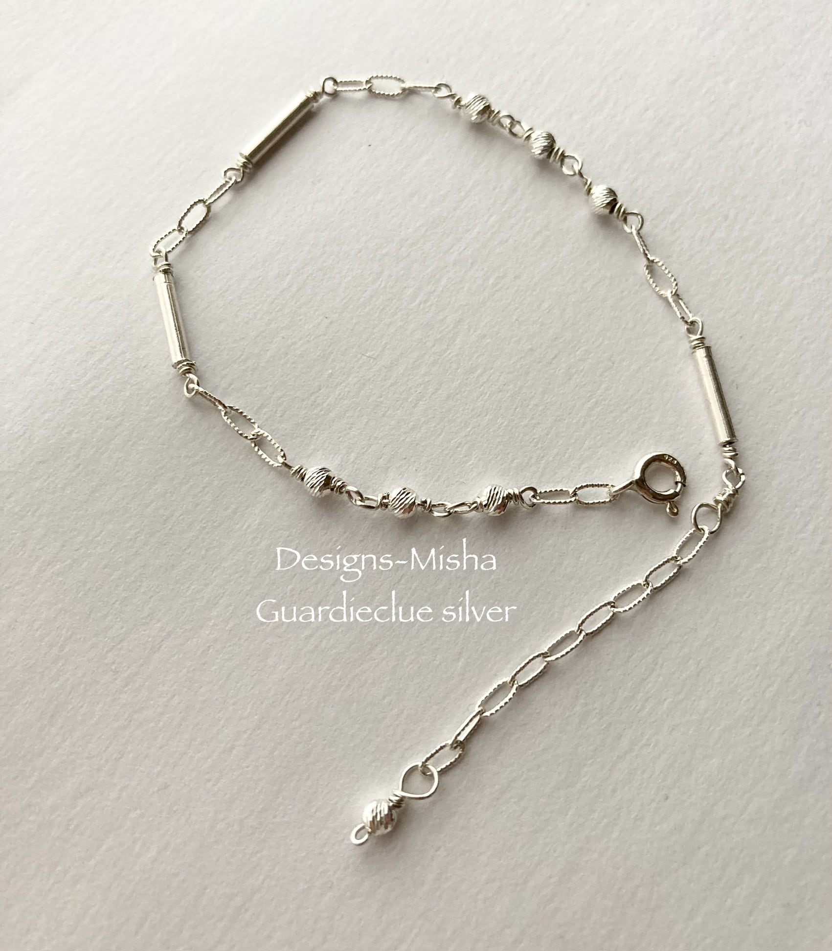 カレンシルバービーズのブレスレット | Designs-Misha