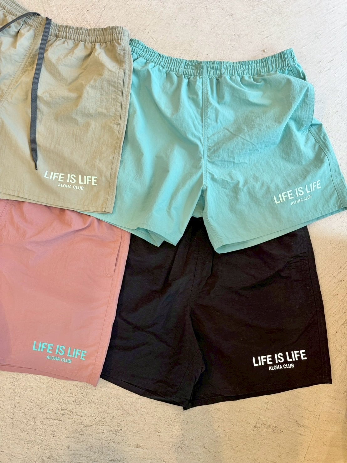 LIFE is オリジナル ラバーロゴ水陸両用ショーツ ¥6,990+tax
