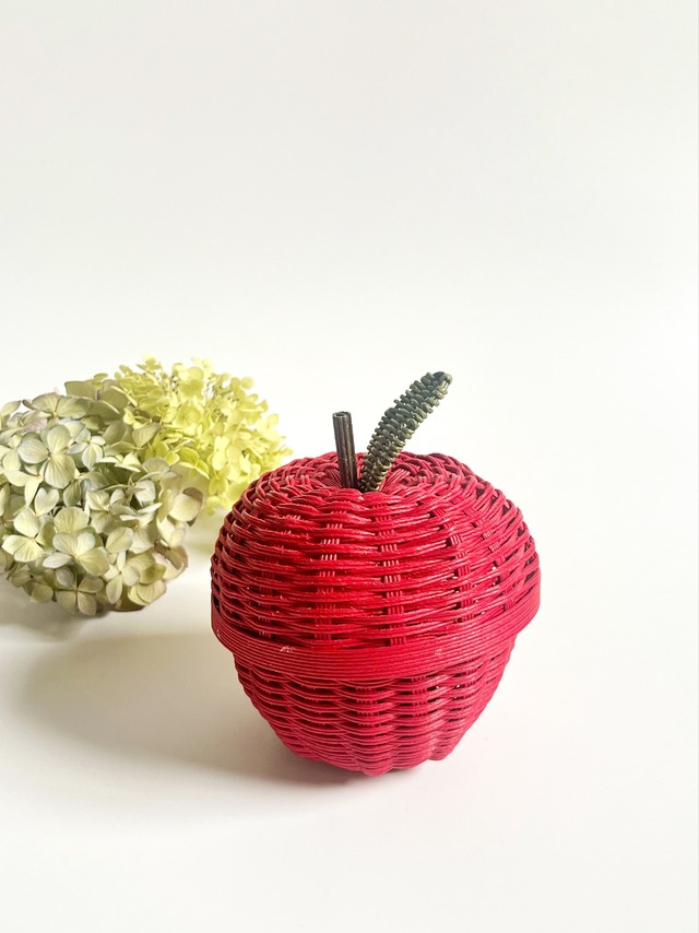 リンゴの小物入れ