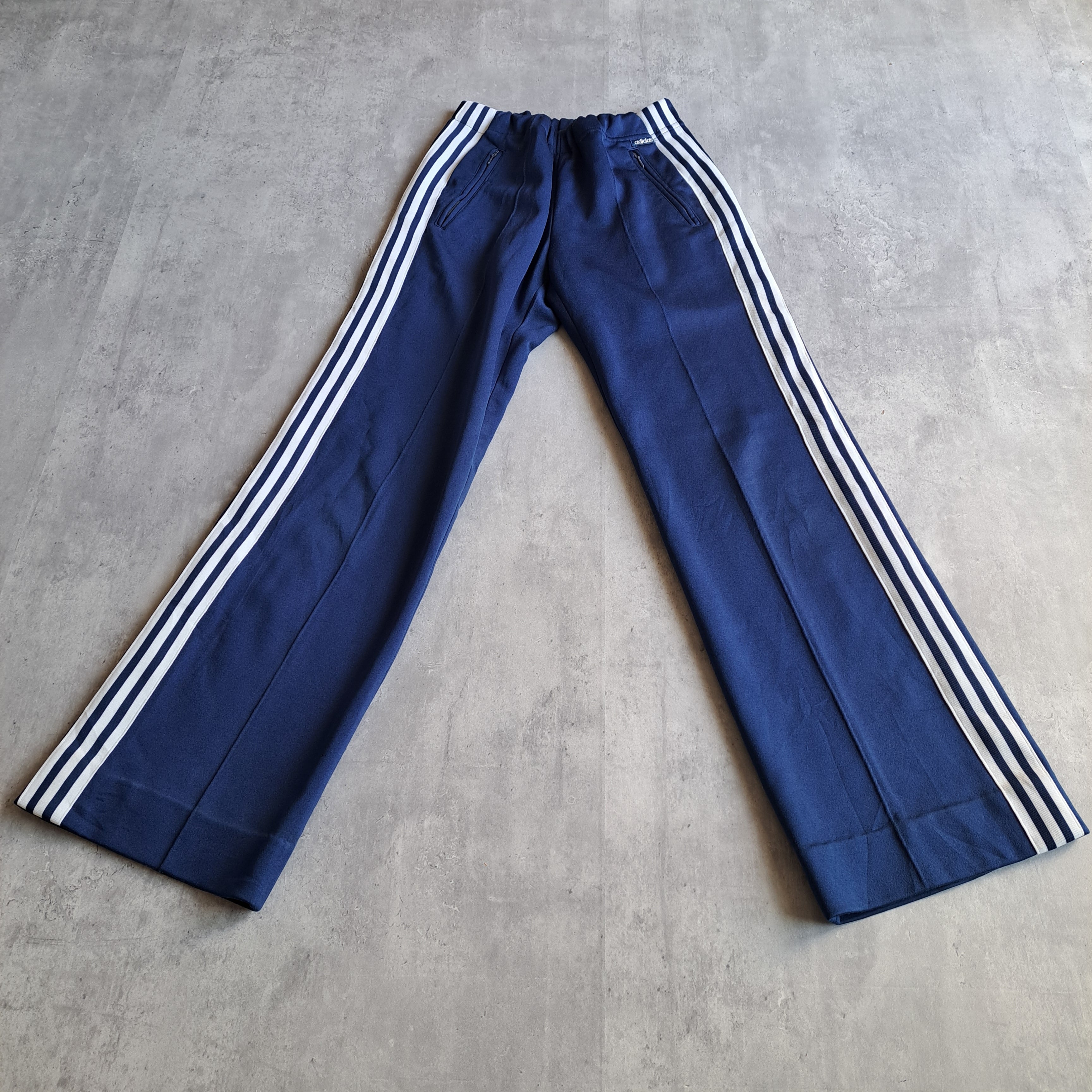 70s 紺 白 デサント期 Adidas フレア トラックパンツ L | ib2