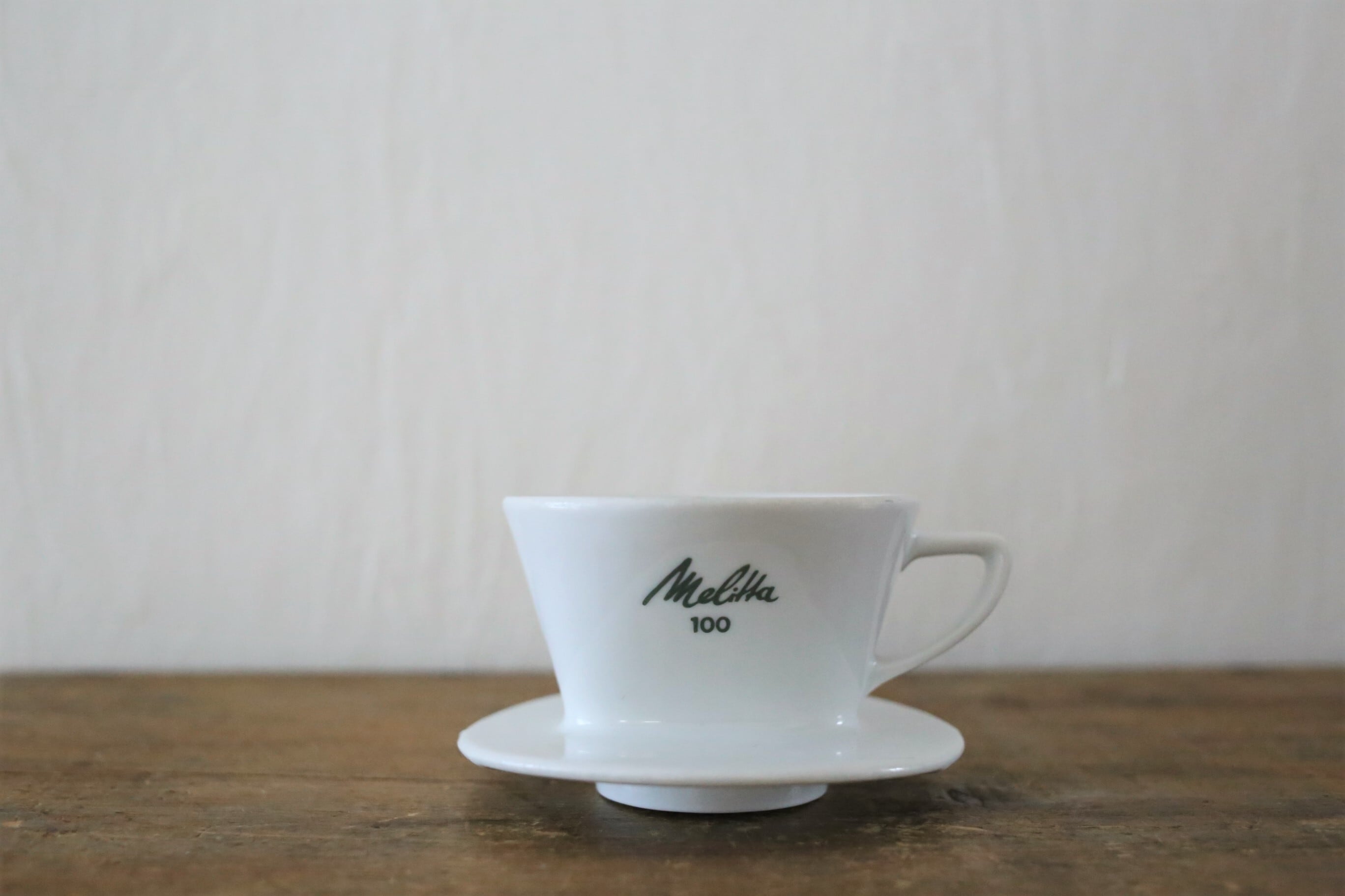 ドイツ ヴィンテージ Melitta メリタ ペーパーフィルター用 陶器 ドリッパー 100 3つ穴 白 N-00212me | EMUPARIS  powered by BASE