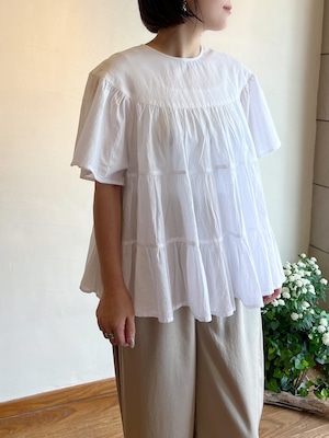 normment / COTTON TIERED BLOUSE