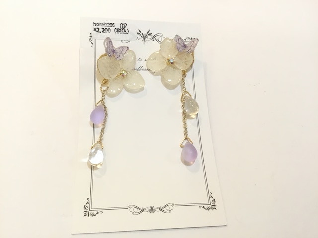 horai1206 紫陽花と蝶のピアス
