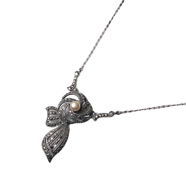 vintage silver “art-nouveau” style pendant necklace