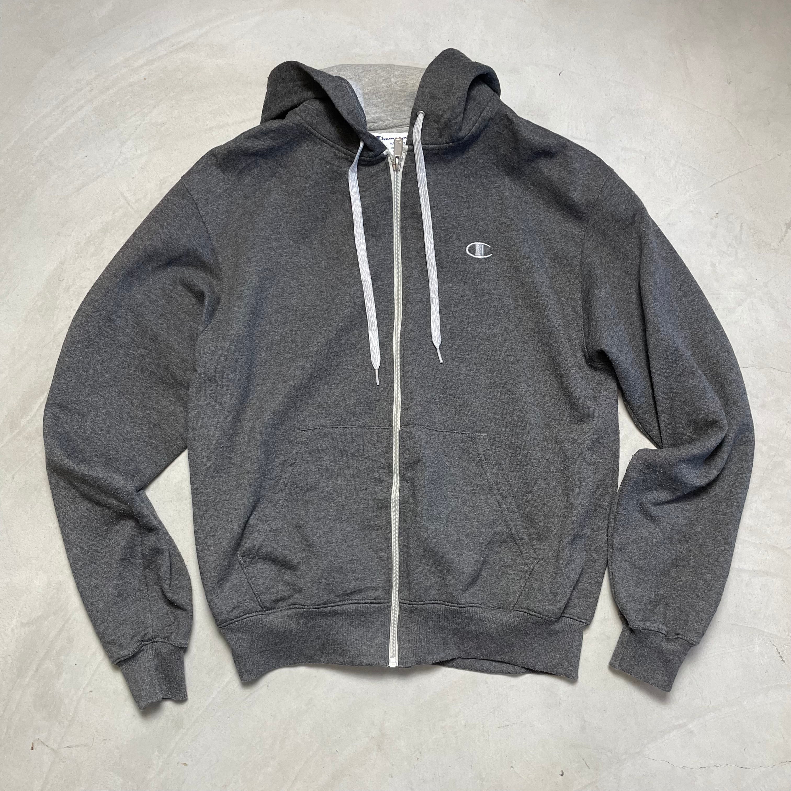 Champion チャンピオン ワンポイント 刺繍 ロゴ スウェットパーカー メンズM 古着 プルオーバー トレーナー ダークグレー 黒色【パーカー】