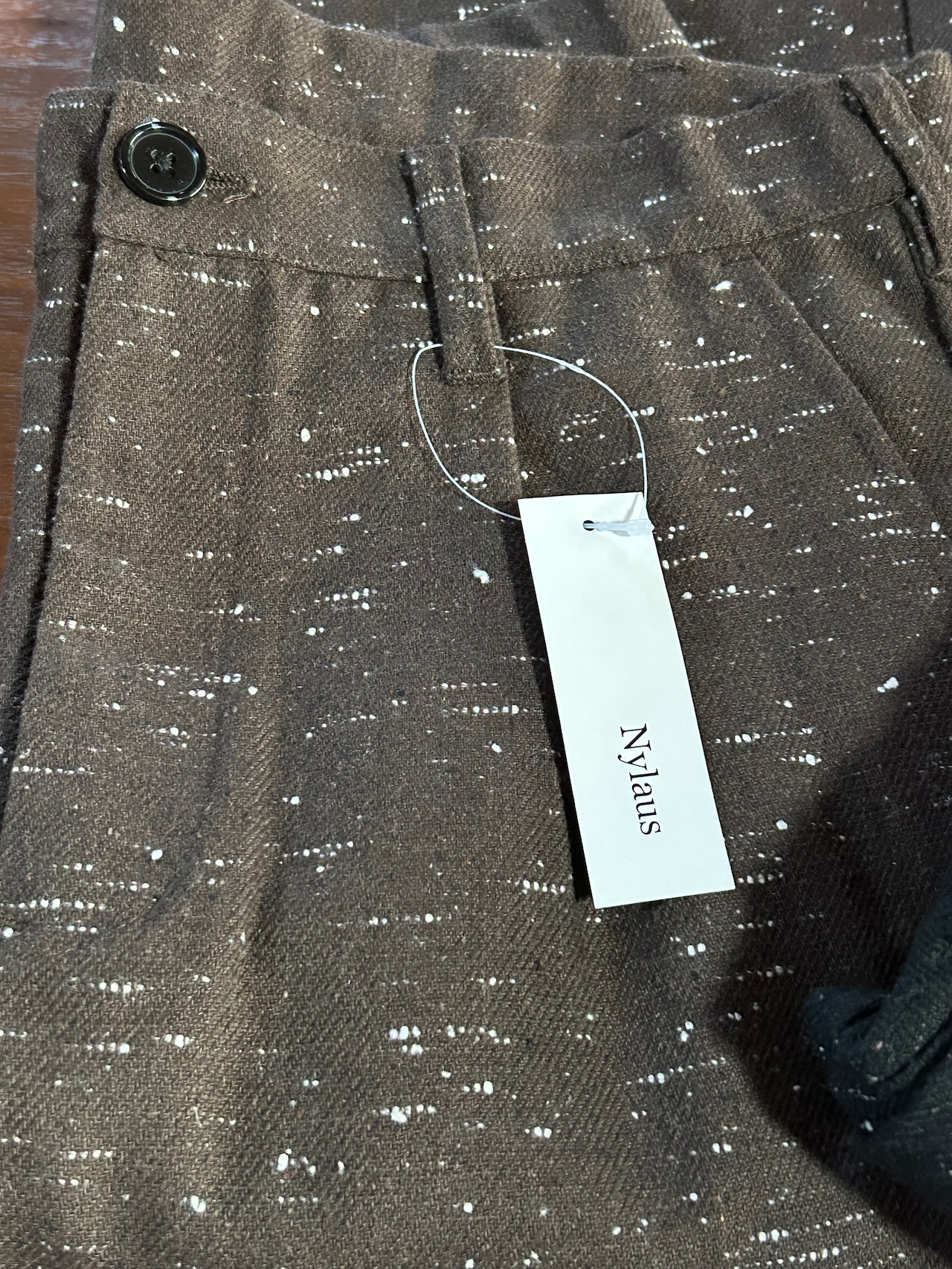 Nylaus ネップヘビーツイル　タック入りストレートパンツ