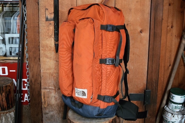 USED 80s THE NORTH FACE CREVASSE Backpack B0522